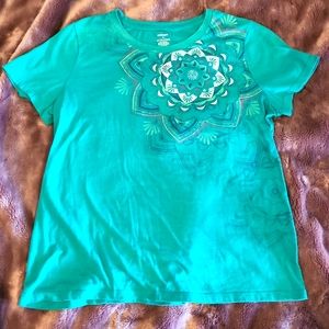 A teal t-shirt.